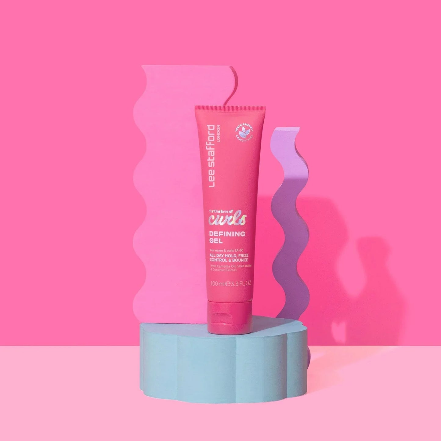 LeeStafford-ForTheLoveOfCurls_DefiningGel_Lifestyle-Shopify-2