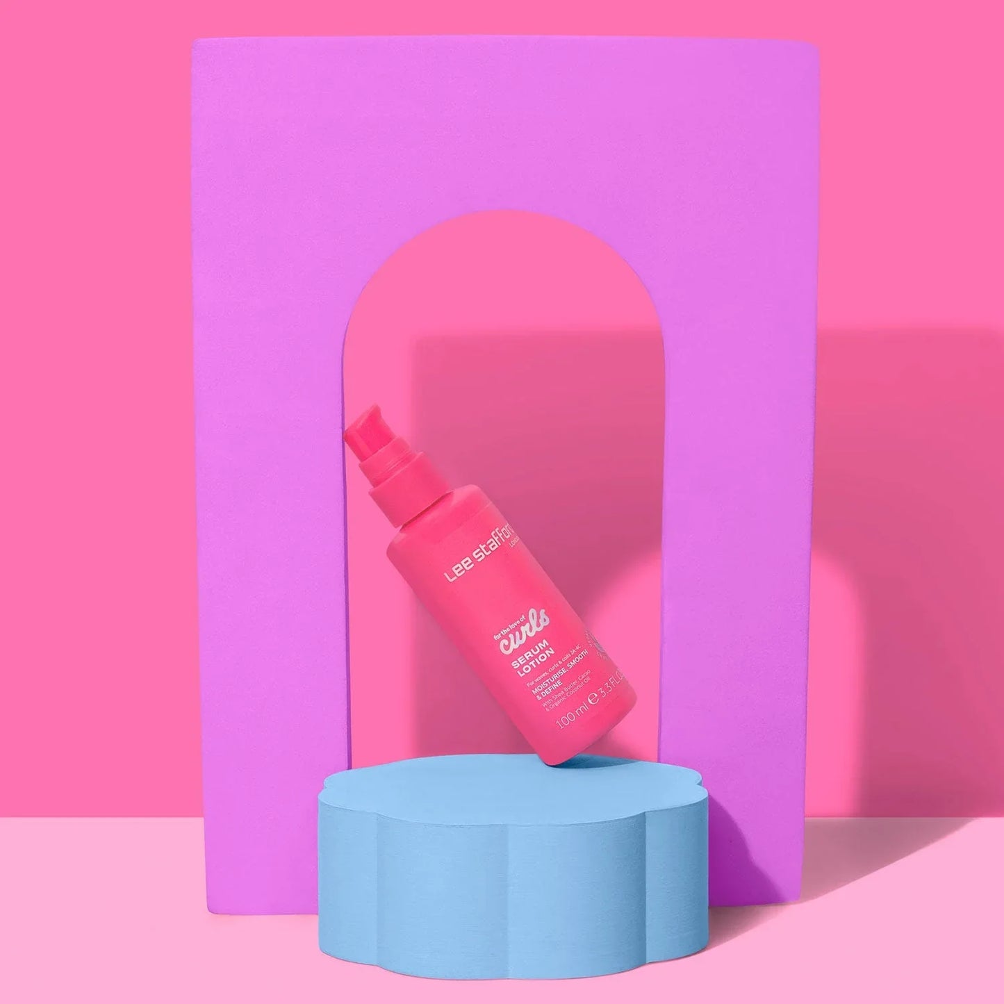 LeeStafford-ForTheLoveOfCurls_SerumLotion_Lifestyle-Shopify-1